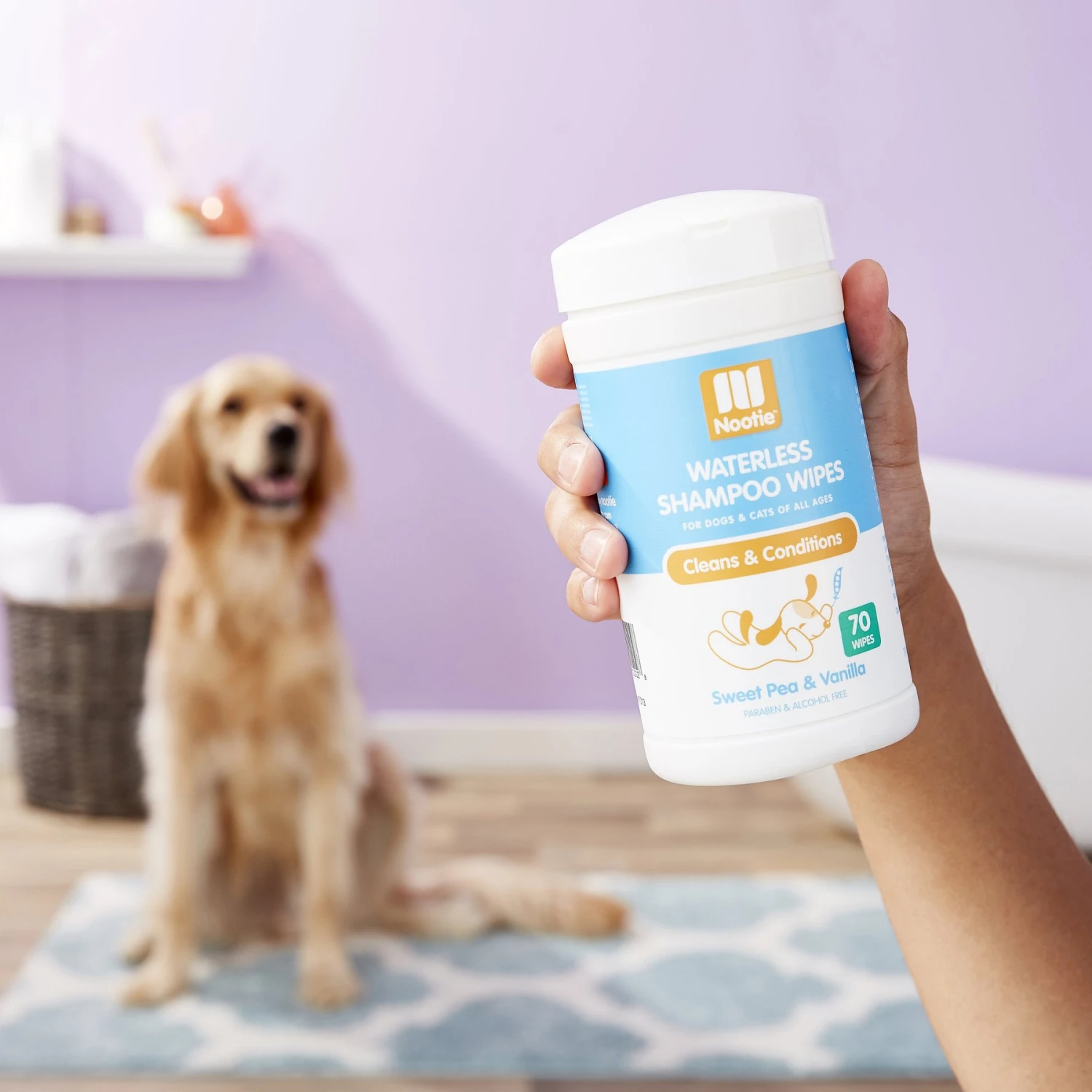 Nootie Sweet Pea & Vanilla Dog & Cat Waterless Shampoo Wipes 4 Nootie Sweet Pea & Vanilla Dog & Cat Waterless Shampoo Wipes - Image 4