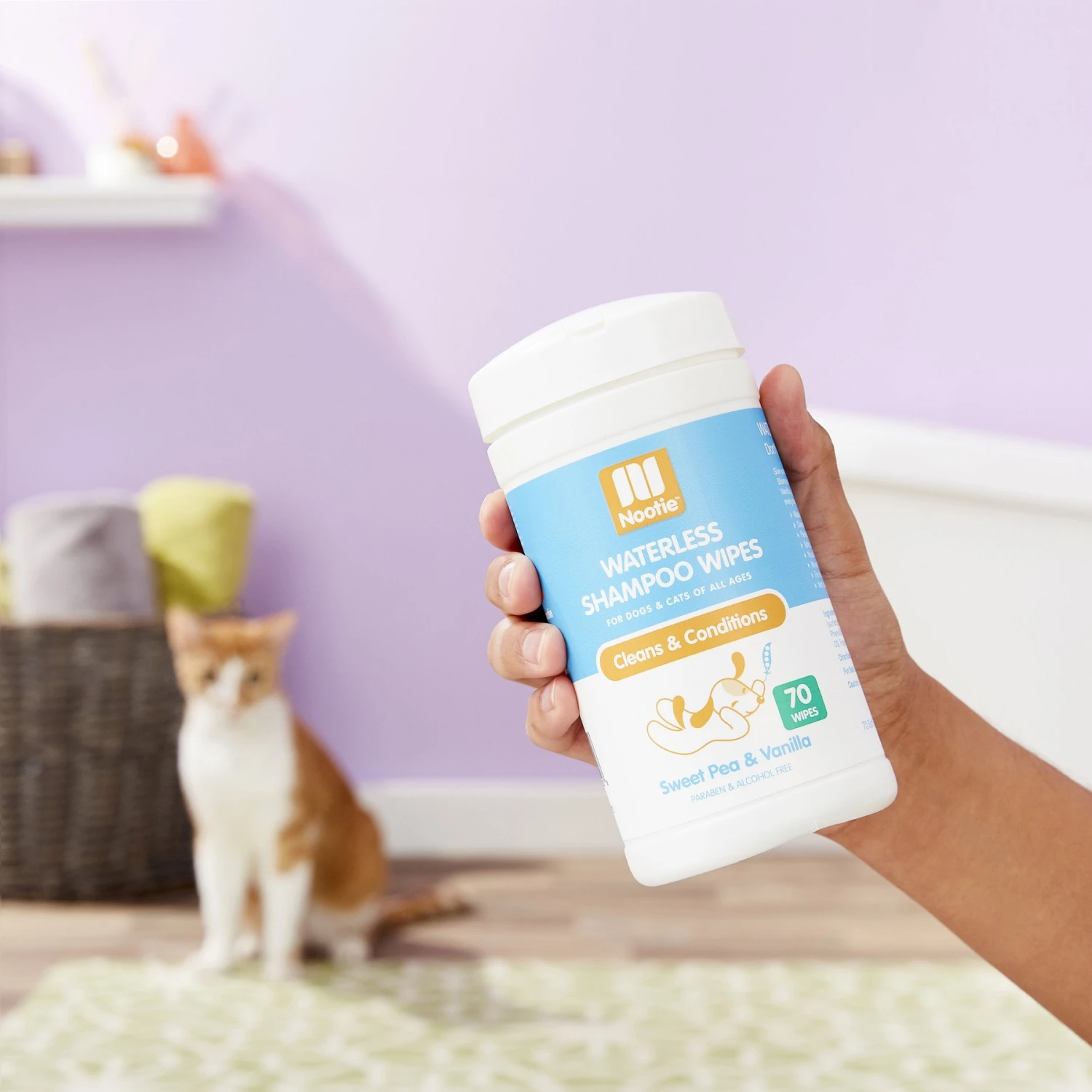 Nootie Sweet Pea & Vanilla Dog & Cat Waterless Shampoo Wipes 9 Nootie Sweet Pea & Vanilla Dog & Cat Waterless Shampoo Wipes - Image 9