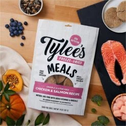 Tylee's Freeze-Dried Meals For Dogs, Chicken & Salmon Recipe -Pet Wellness 223077 PT2. AC SS1800 V1595088363