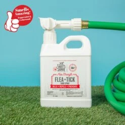 Skout's Honor Flea & Tick Yard Spray, 32-oz Bottle -Pet Wellness 296648 PT3. AC SS1800 V1658214533