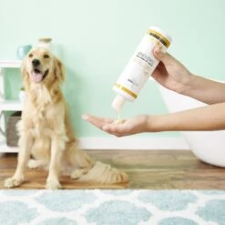 Isle Of Dogs Silky Oatmeal Conditioner For Dogs -Pet Wellness 83559 PT3. AC SS1800 V1543272014